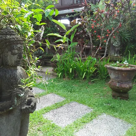 Majapahit Guest House